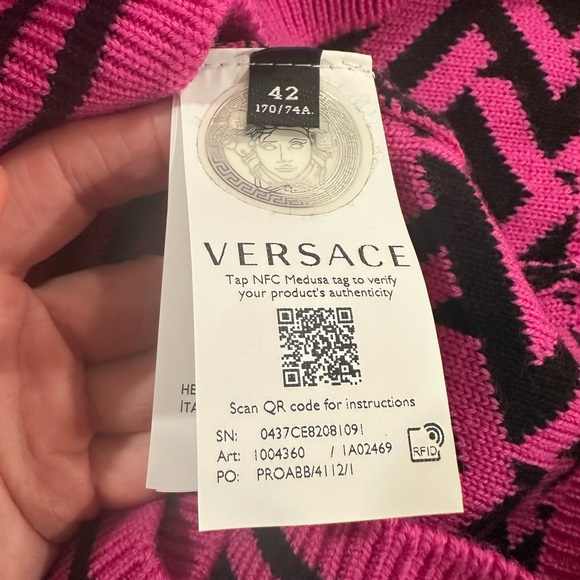 Versace Pink and Black Knit Geometric Pencil Skirt M/L - Picture 7 of 9